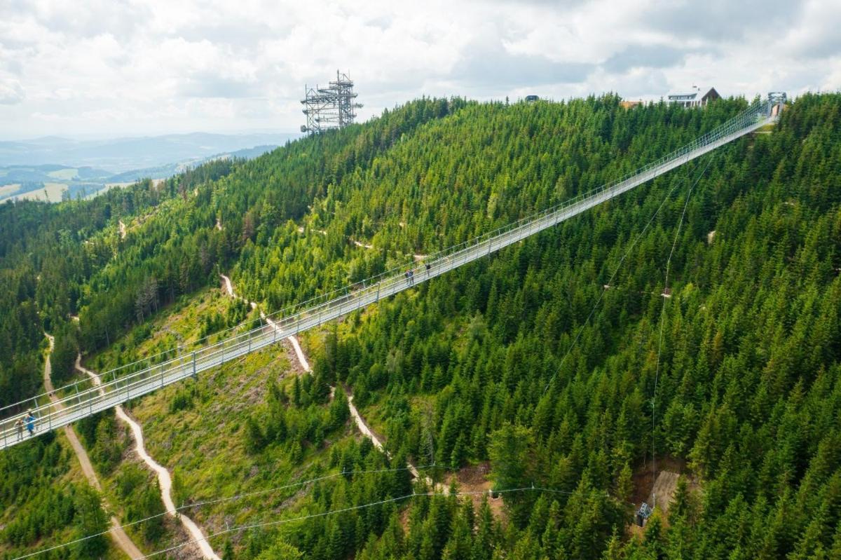 Hotel Nowy Dwor Elizy Blisko Sky Bridge Длугополе-Здруй Экстерьер фото
